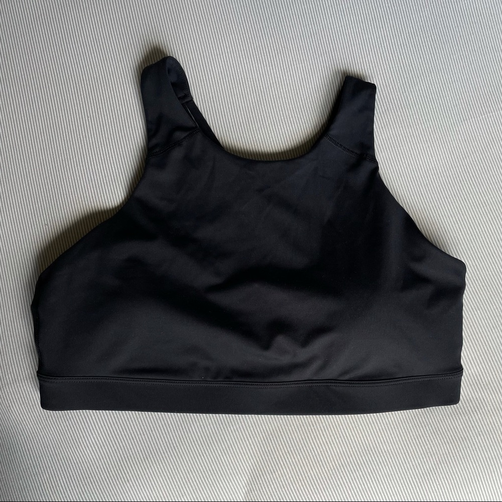 Old Navy active powersoft strappy sports bra large